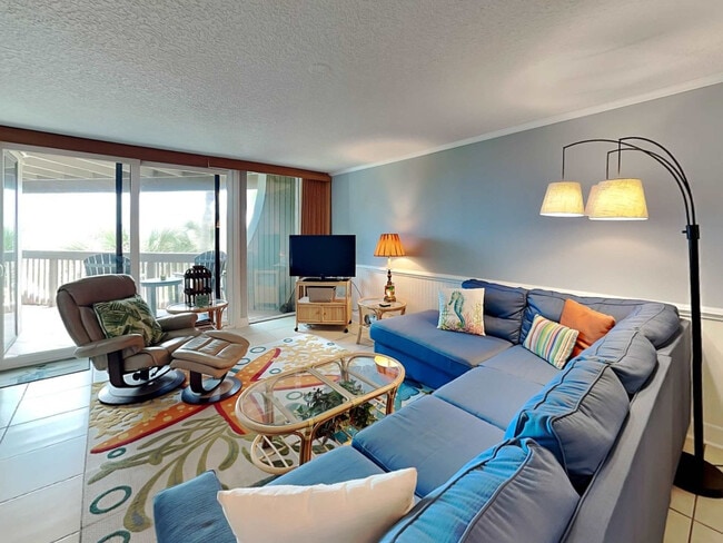 Building Photo - 210 Ocean Hibiscus Dr
