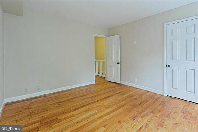 Foto del edificio - 4803 27th Rd S