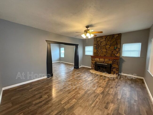 Foto del edificio - 1031 W Turner St