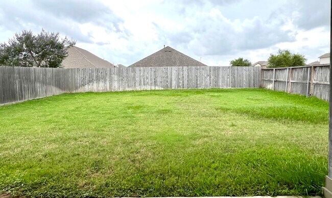 Foto del edificio - 23231 Twilight Oaks Ct