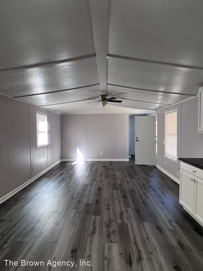 Foto del edificio - 2 br, 2 bath House - 1311 Lee Rd 166