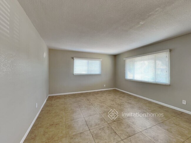 Building Photo - 3111 N 34th St