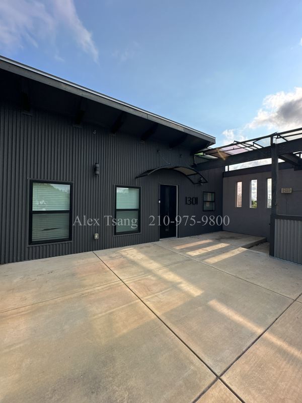 Foto del edificio - 811 Montana St