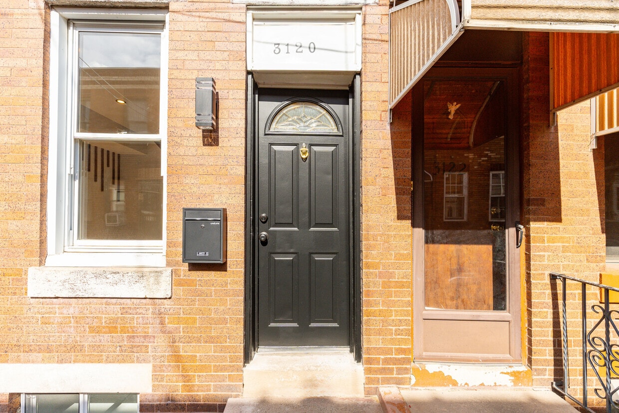 Foto principal - 3120 Tilton St