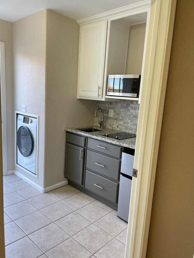 Foto del edificio - 13960 Driftwood Dr