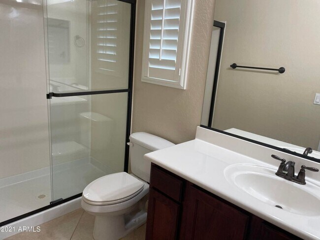 Building Photo - 3 bedroom for rent in Sun Groves