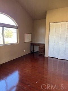 Foto del edificio - 5468 Walnut Ln
