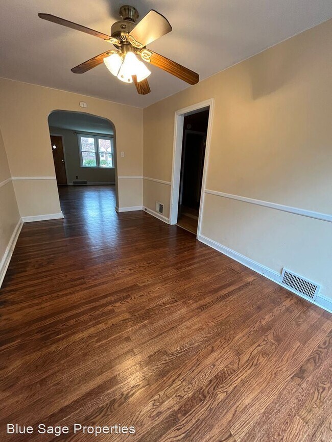 Foto del edificio - 3 br, 1 bath House - 2222 Windsor Ave