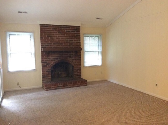 Building Photo - 11301 Smoke Tree Ln