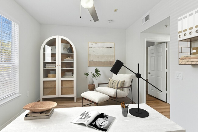 Office - Lantower Round Rock