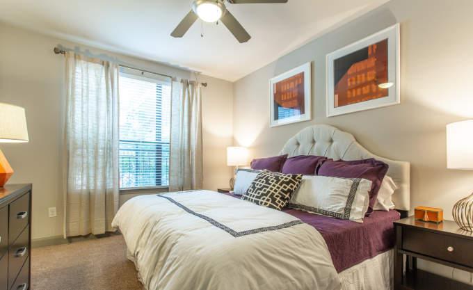 Foto principal - 1 bedroom in Houston TX 77046