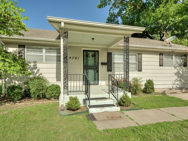 Foto del edificio - 4701 N Peniel Ave