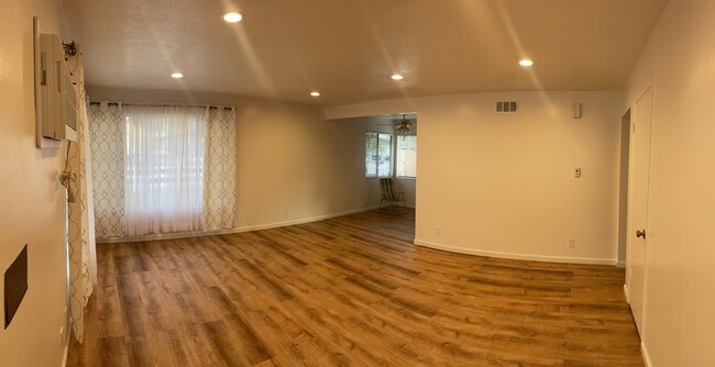 Living Room - 7721 Friends Ave