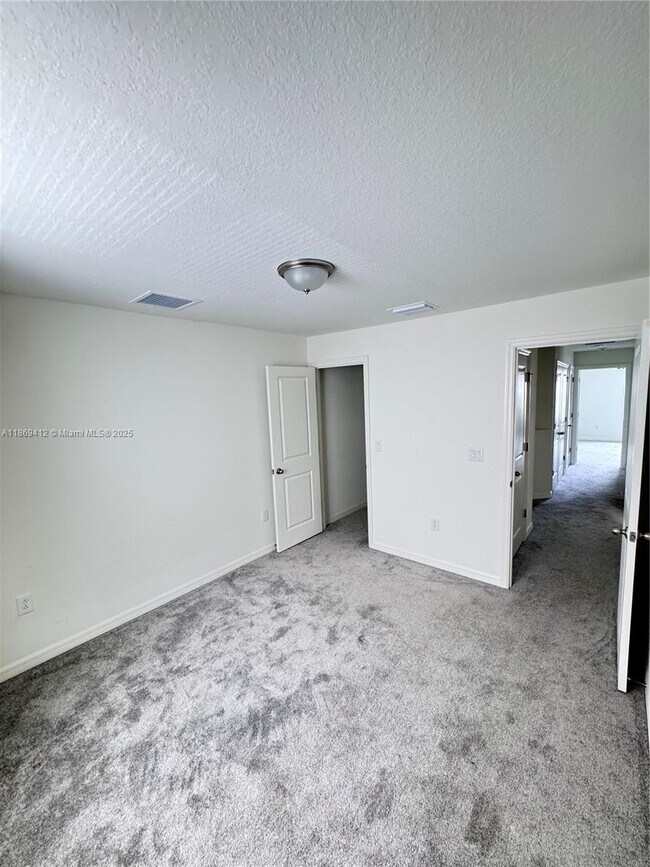 Foto del edificio - 15110 Caspian Tern Ct