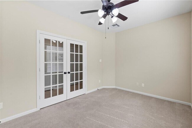 Building Photo - 16906 Upper Ridge Ln