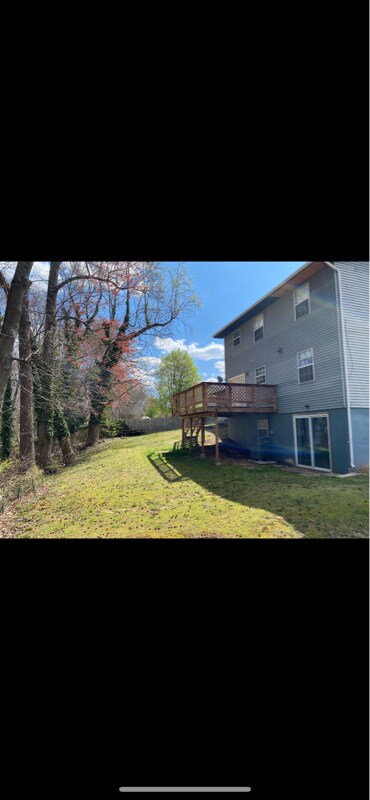 Building Photo - 9702 Dalmatia Ct