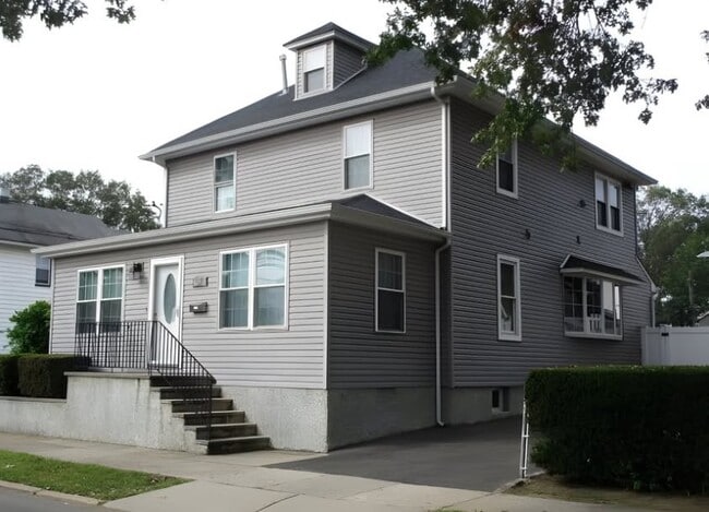 Building Photo - 57 S Fulton St