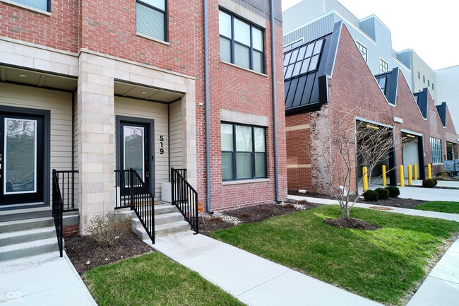 Building Photo - 519 Fulton St