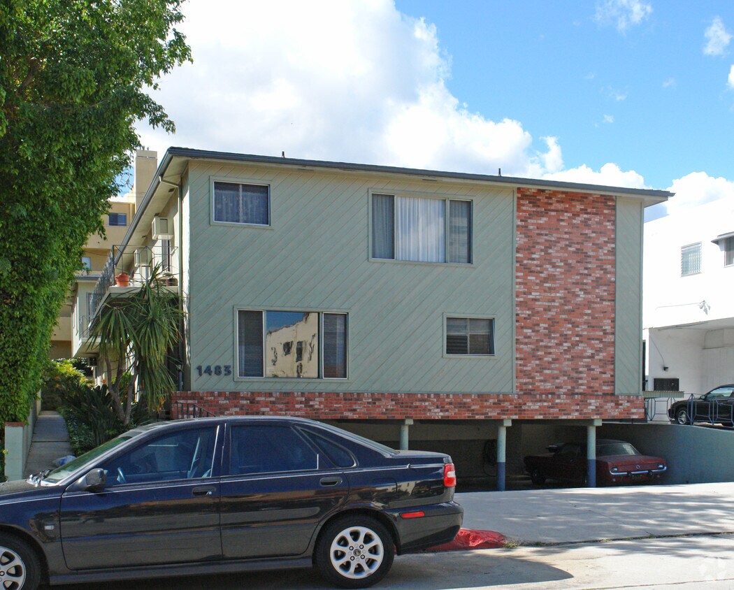 Building Photo - 1483 Rexford Dr