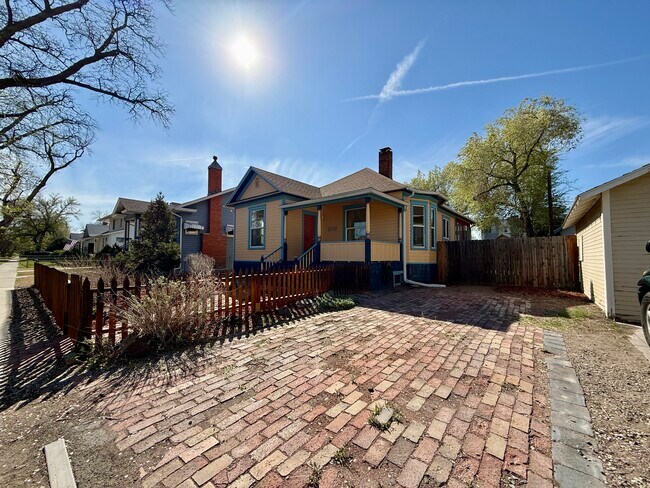 Foto del edificio - 909 Ouray Ave