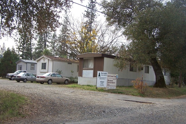 Foto del edificio - 9372 Rices Texas Hill Rd