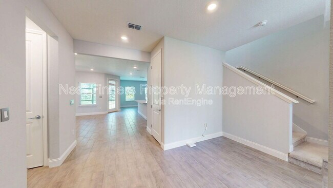 Foto del edificio - 171 Killarney Ave