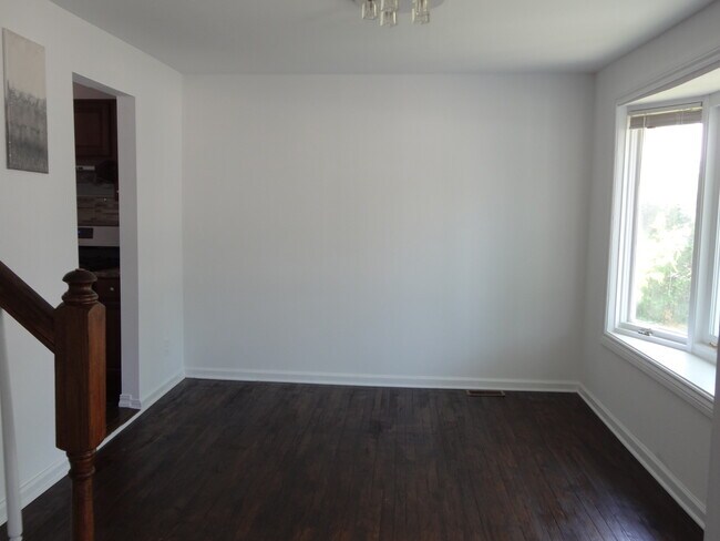 Building Photo - 4115 N Lincoln St