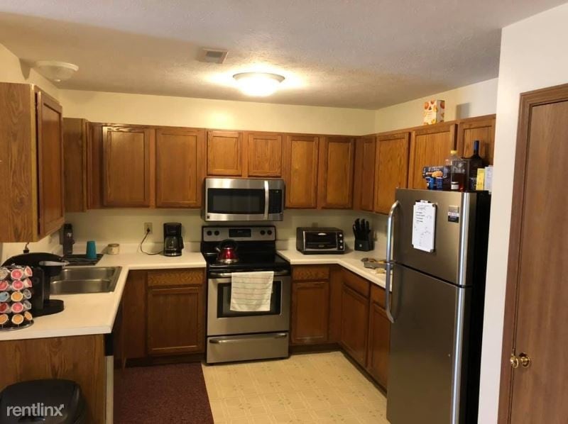 Primary Photo - 2 br, 2 bath Apartment - 7 Christopher Way