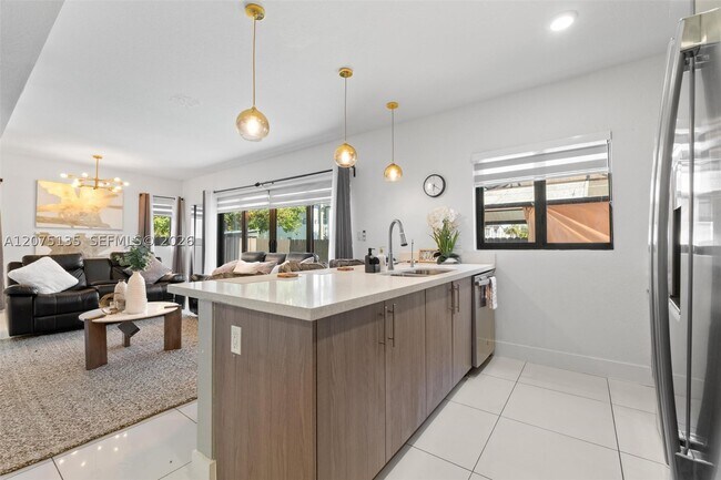 Foto del edificio - 206 NW 11th Ct