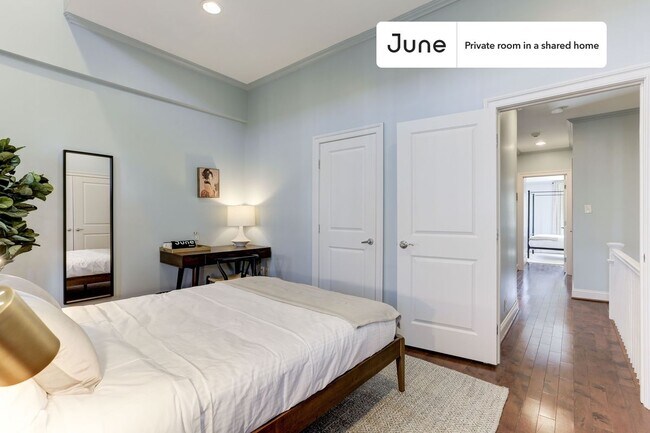 Foto del edificio - Room in Shared 5 bed/3.5 bath home in Capitol Hill