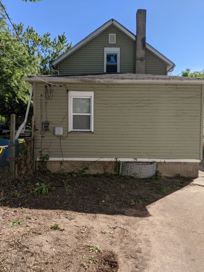 Building Photo - 4021 Neff Ave