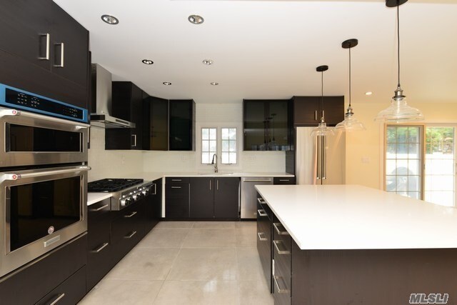 Foto del edificio - 219-70 Stewart Rd