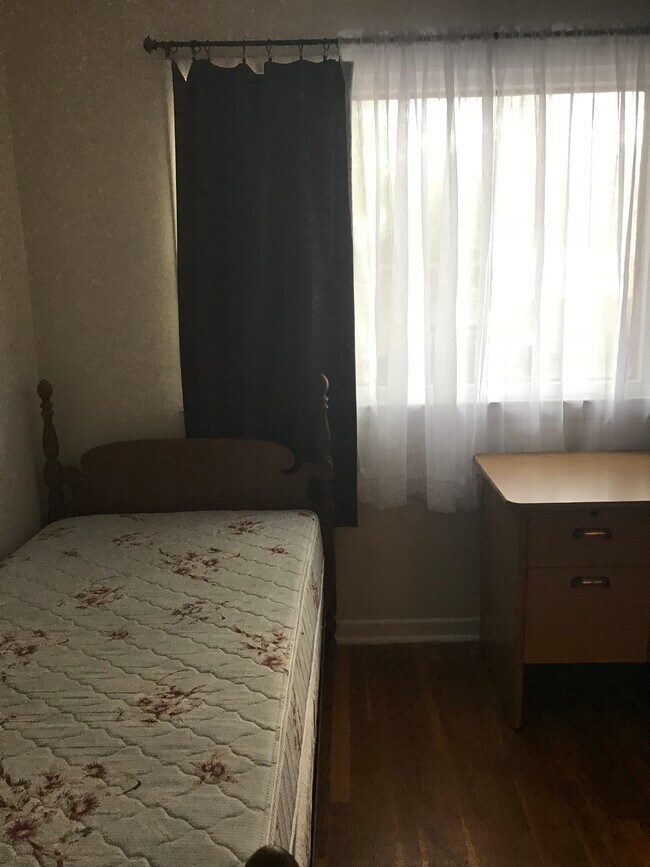 Foto del edificio - 110 Avondale Pl