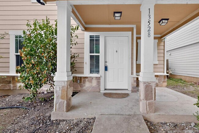 Building Photo - 13528 Briarcreek Loop