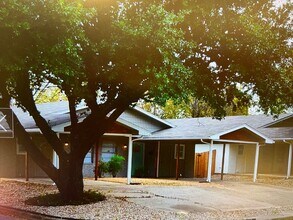 Building Photo - 2701-2703 Livingston Ave