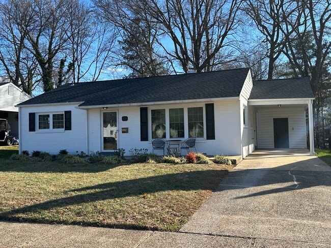 New Architectural Series Roofing & Carolina Beaded Siding & Professional Landscaping - 108 Homewood Rd