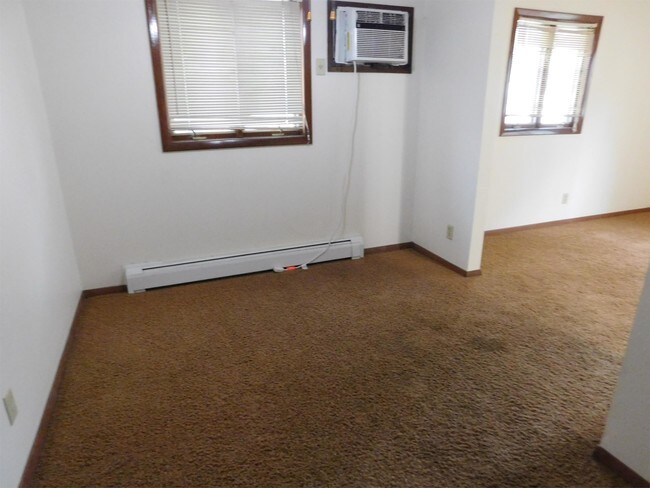 Foto del edificio - 256 32nd St NW