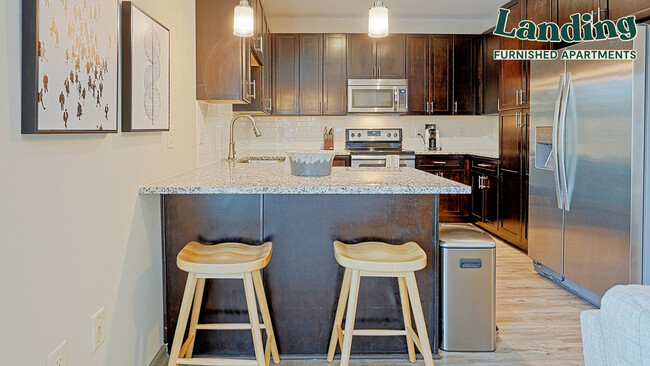 Building Photo - 211 River Landing Dr