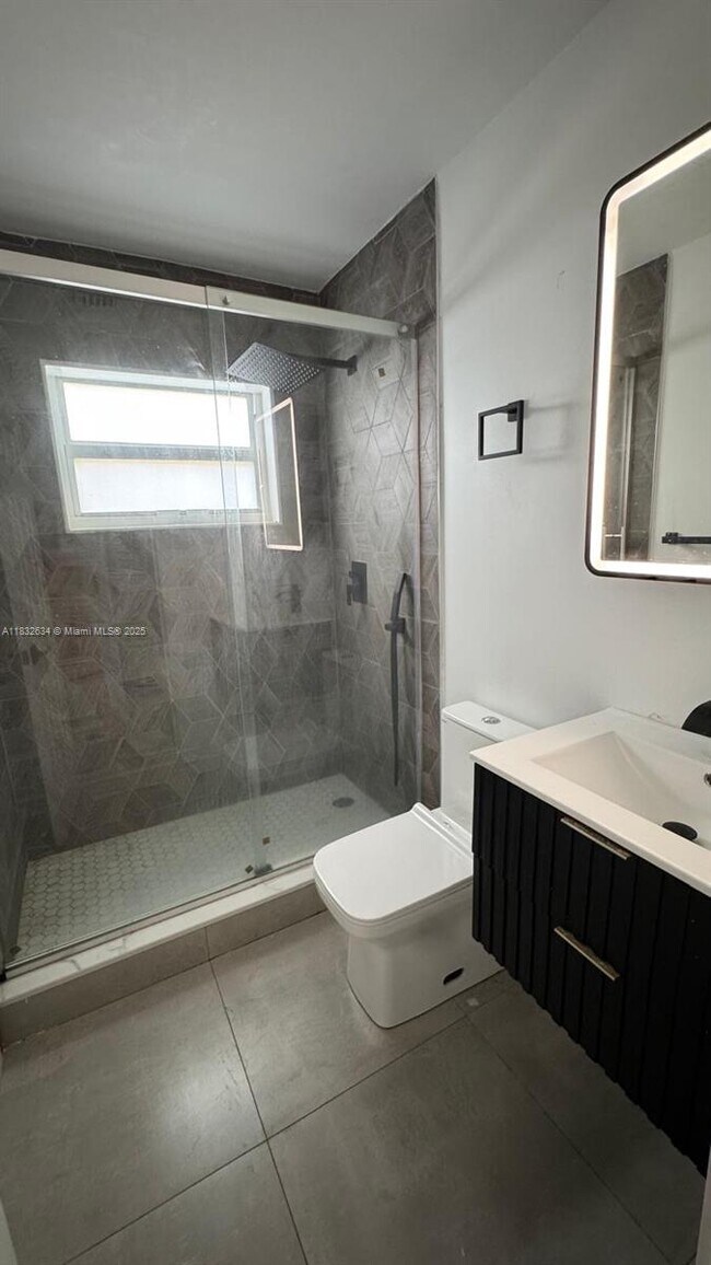 Foto del edificio - 320 SW 11th Ave