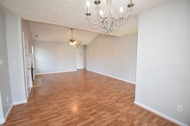 Building Photo - Coming Soon! 3 Bedroom and 2 Bath Home- Bonus Room (No Pets)