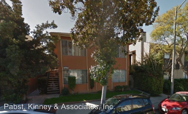 Primary Photo - 1706 E Erie St