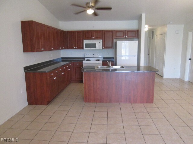 Foto del edificio - 2205 Andalusia Blvd
