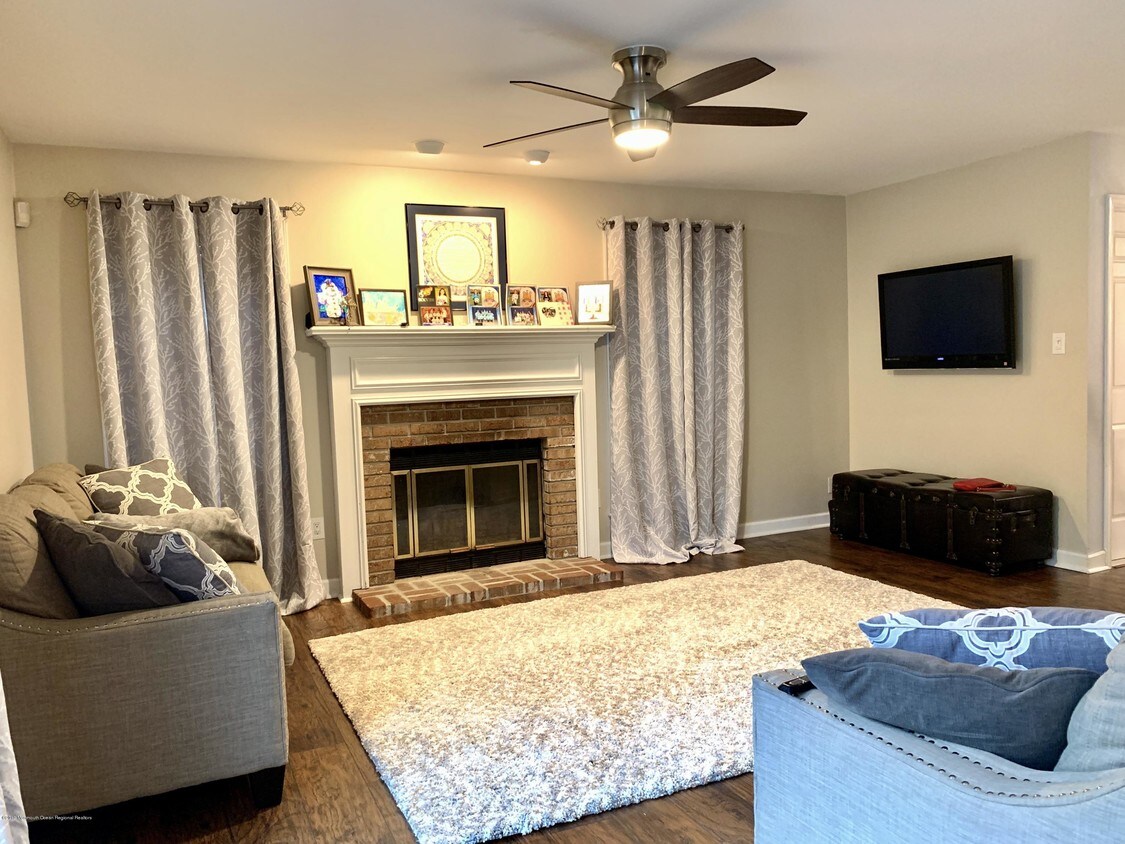 43 Culford Pl, Marlboro, NJ 07751 Condo for Rent in Marlboro, NJ