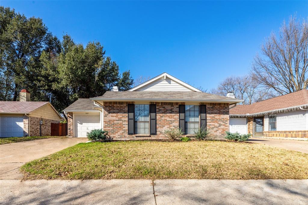 Primary Photo - 3105 Boxwood Ln