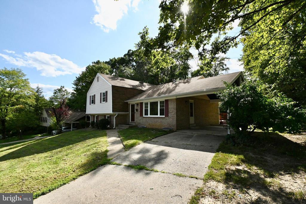 Foto principal - 12220 Oakwood Dr
