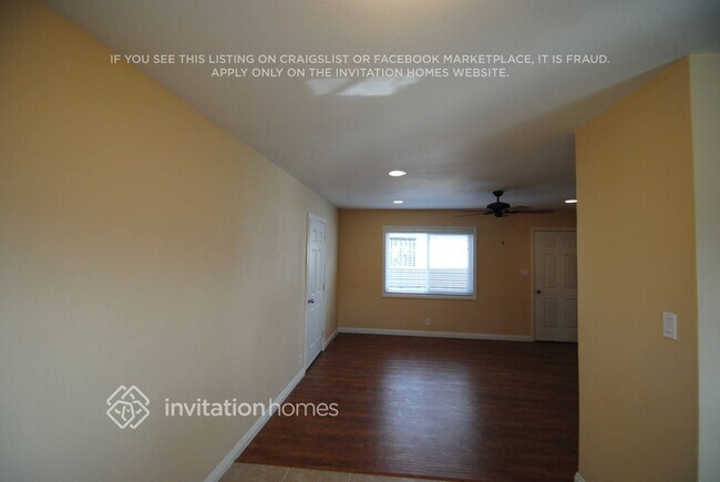 Foto del edificio - 1018 W G St