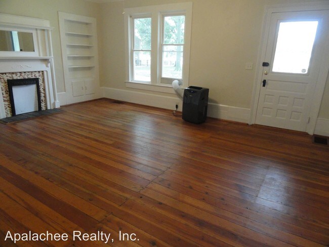 Foto del edificio - 193 E Broad St