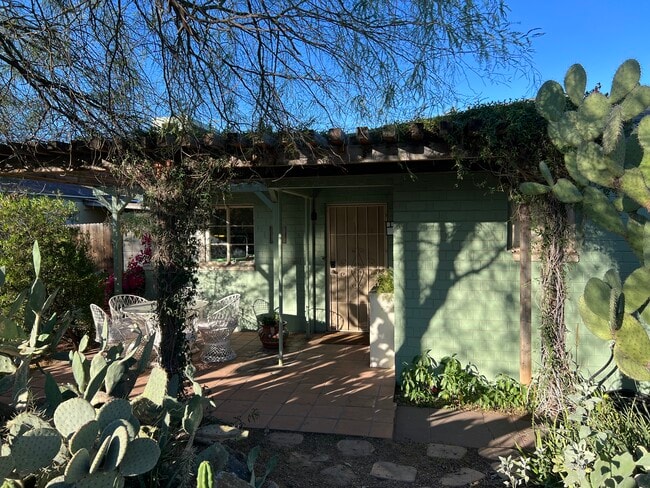 Foto del edificio - 2232 N Evergreen St