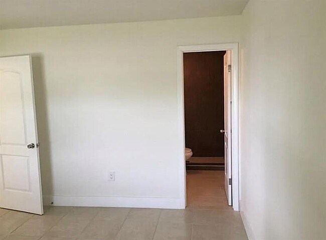 Foto del edificio - 1290 NE 119th St