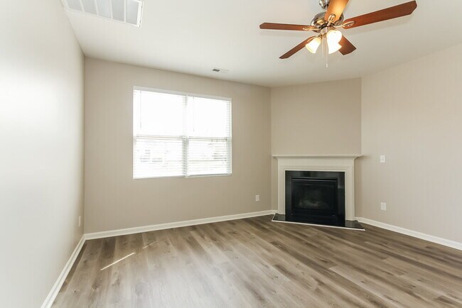 Building Photo - 9202 Cotton Gum Rd